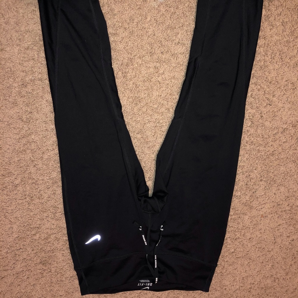 black nike leggings